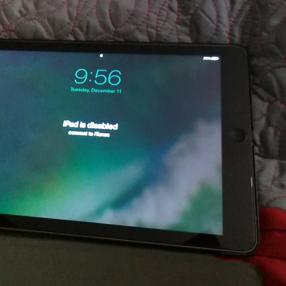 IPad used, +aukey USB wall charger